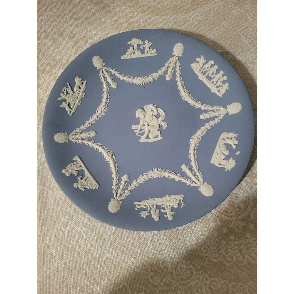 Wedgwood Cream on Lavender Pale Blue Jasperware Plate Cupid 9